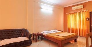 Woodside Hotel Mangalore Eksteriør billede